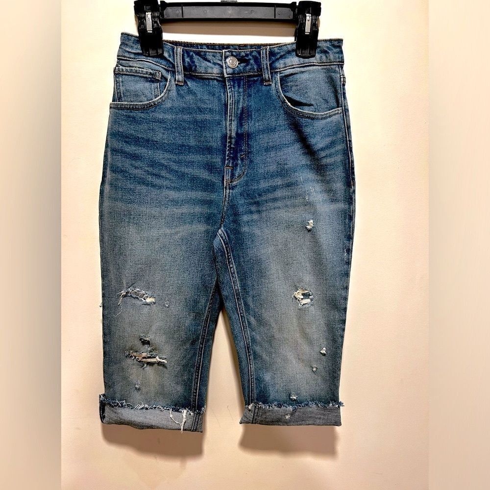 Abercrombie and Fitch Harper, low rise, skinny boot, cut offs